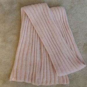 American Eagle knitted scarf